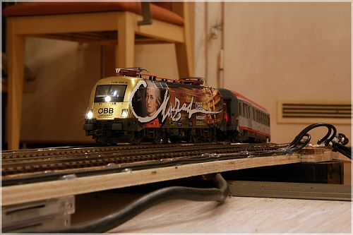 Mozart-Taurus mit ÖBB-EC